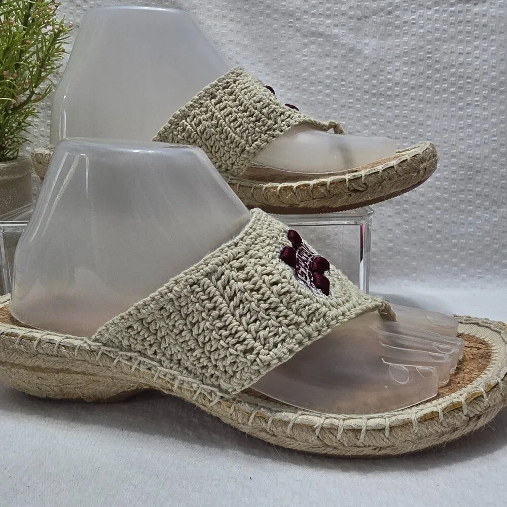CRUZERZ MISSISSIPPI STATE BULLDOGS CROCHETED SLIP ON SANDAL ESPADRILLE  EUC SZ 9